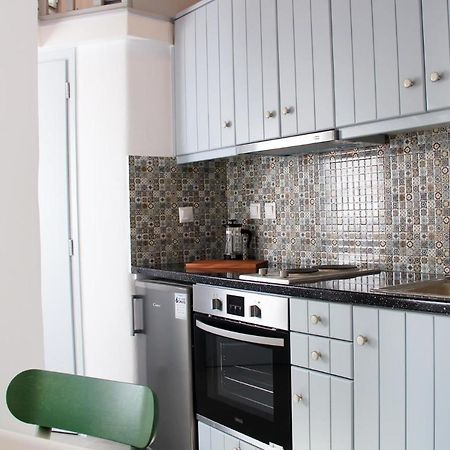 Cozy Guesthouse - Agios Romanos Ngoại thất bức ảnh