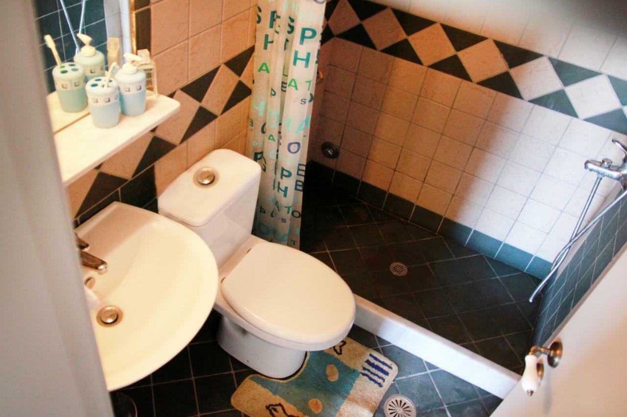 Cozy Guesthouse - Agios Romanos Ngoại thất bức ảnh